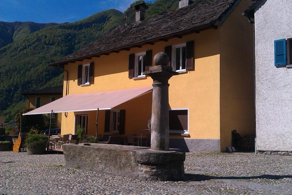 Locanda Poncini Maggia Kültér fotó